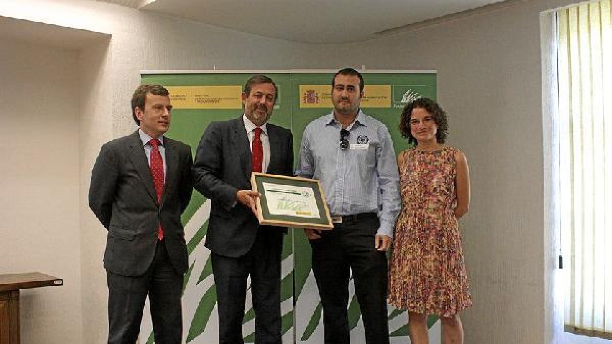 El chiringito La Moraga de Adra recibe el premio en 2013.