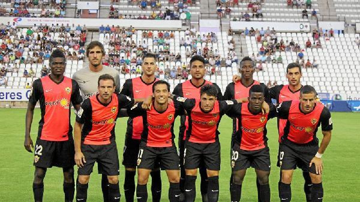 El Almería que ganó en el Carlos Belmonte al Albacete.