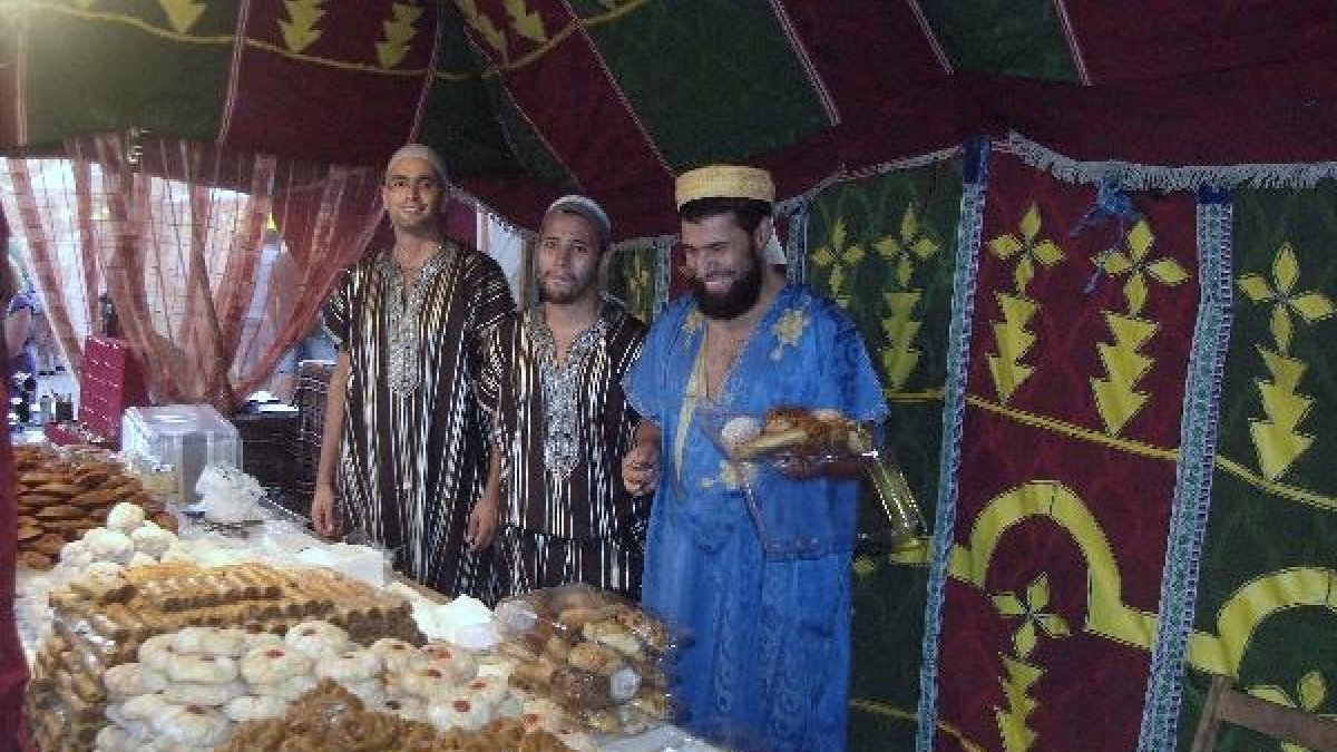 Participantes en el mercado del año pasado.