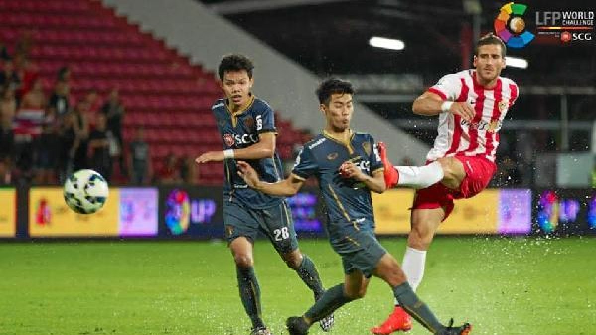 Tomer Hemed, en el partido contra el Muangthong.