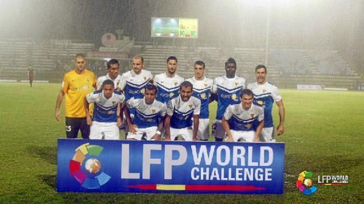 El once del Almería en Phuket.