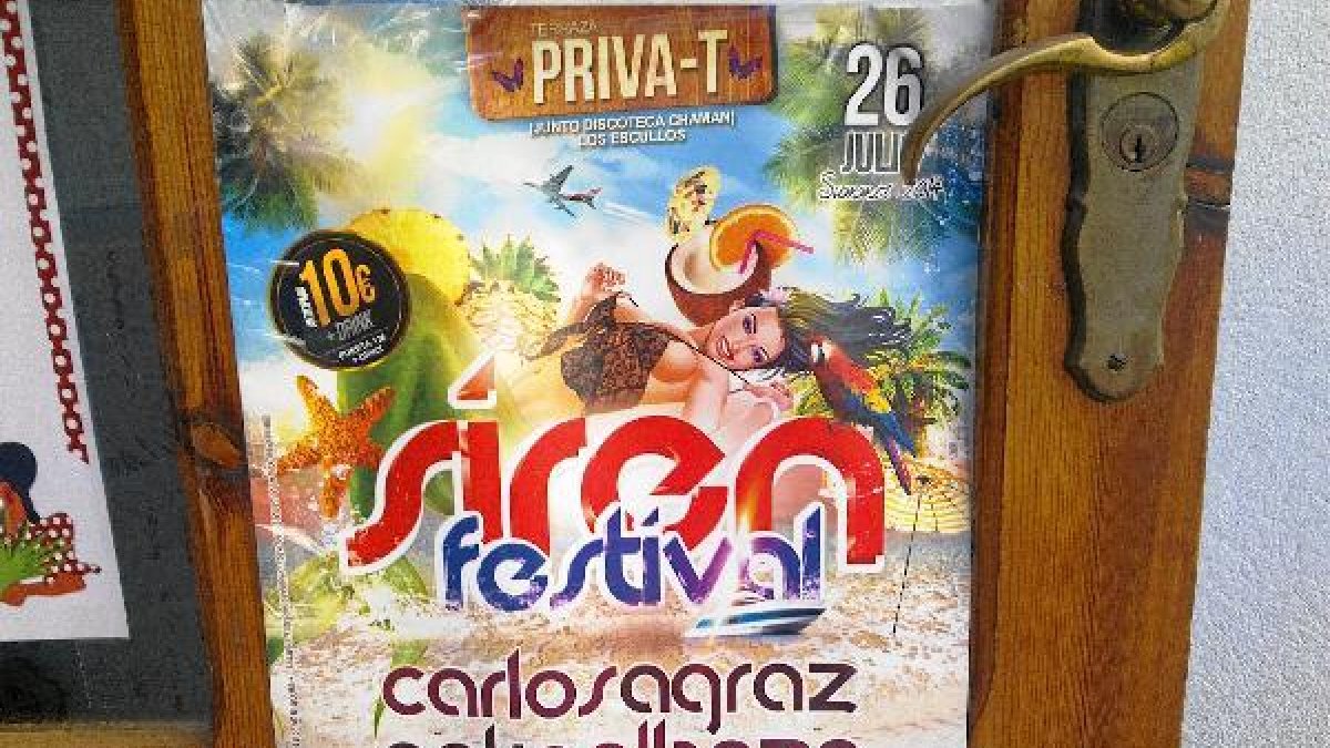 Cartel anunciando actuaciones para el día 26.