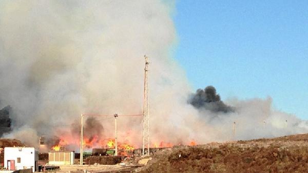 Imagen del incendio iniciado a las 19 horas.