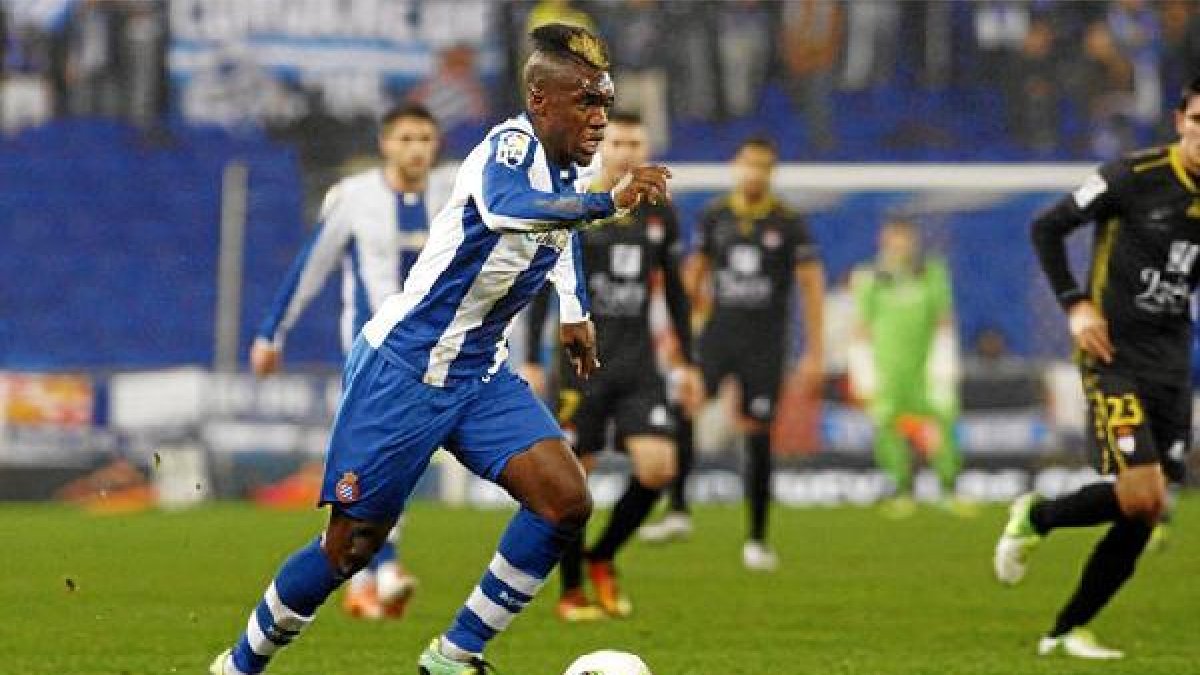 Se aleja del Almería.