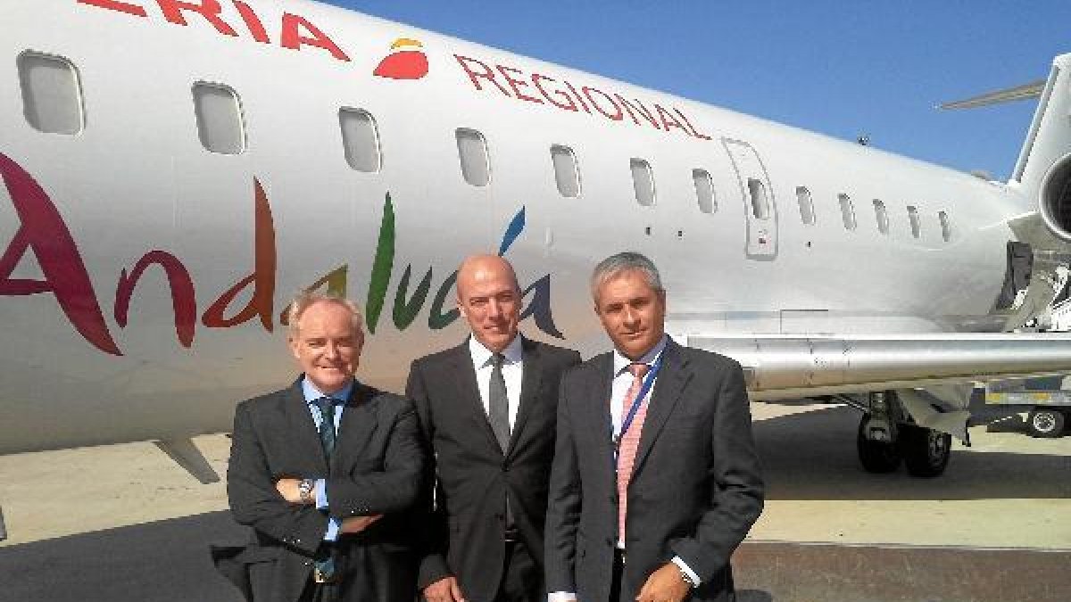 Directivos de Air Nostrum y del aeropuerto