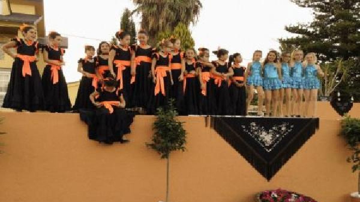 XIII Encuentro Comarcal de Baile celebrado el pasado Sábado 21 de Junio en el Recinto Ferial de Cant