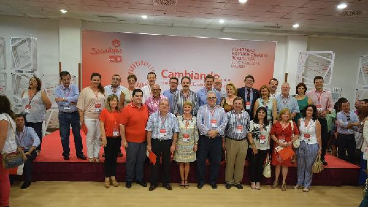 Foto de familia de la delegación almeriensex,au