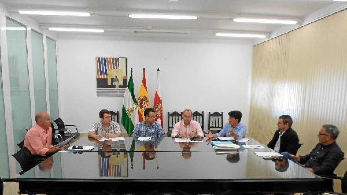 Reunión del Pacto Local por el Agua del Ayuntamiento de Almería