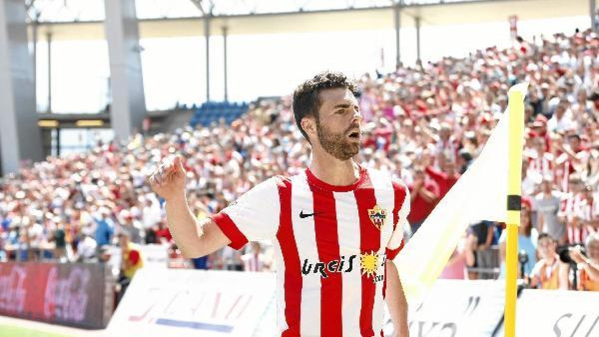 El delantero no se quedará parado la próxima temporada.e;clip:r
