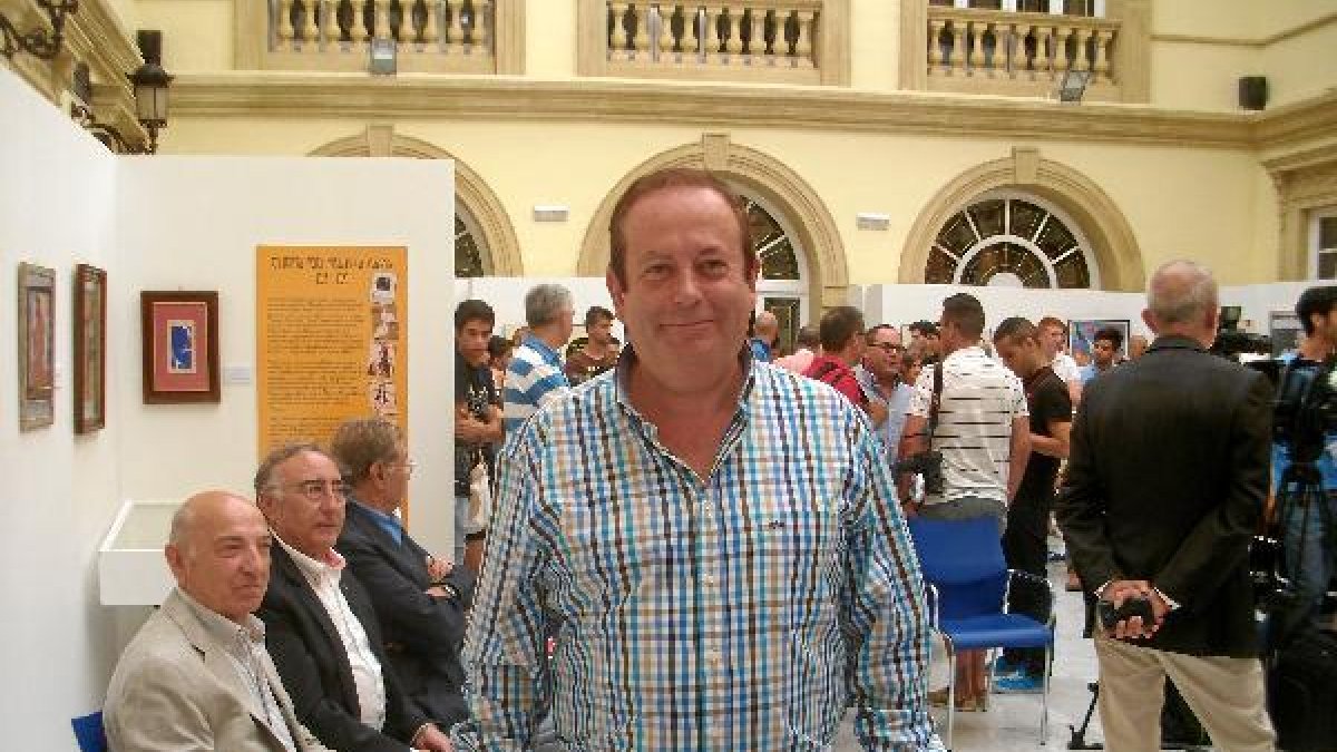 Onofre Díaz es un consejero feliz con sus canteranos.e;clip:rec