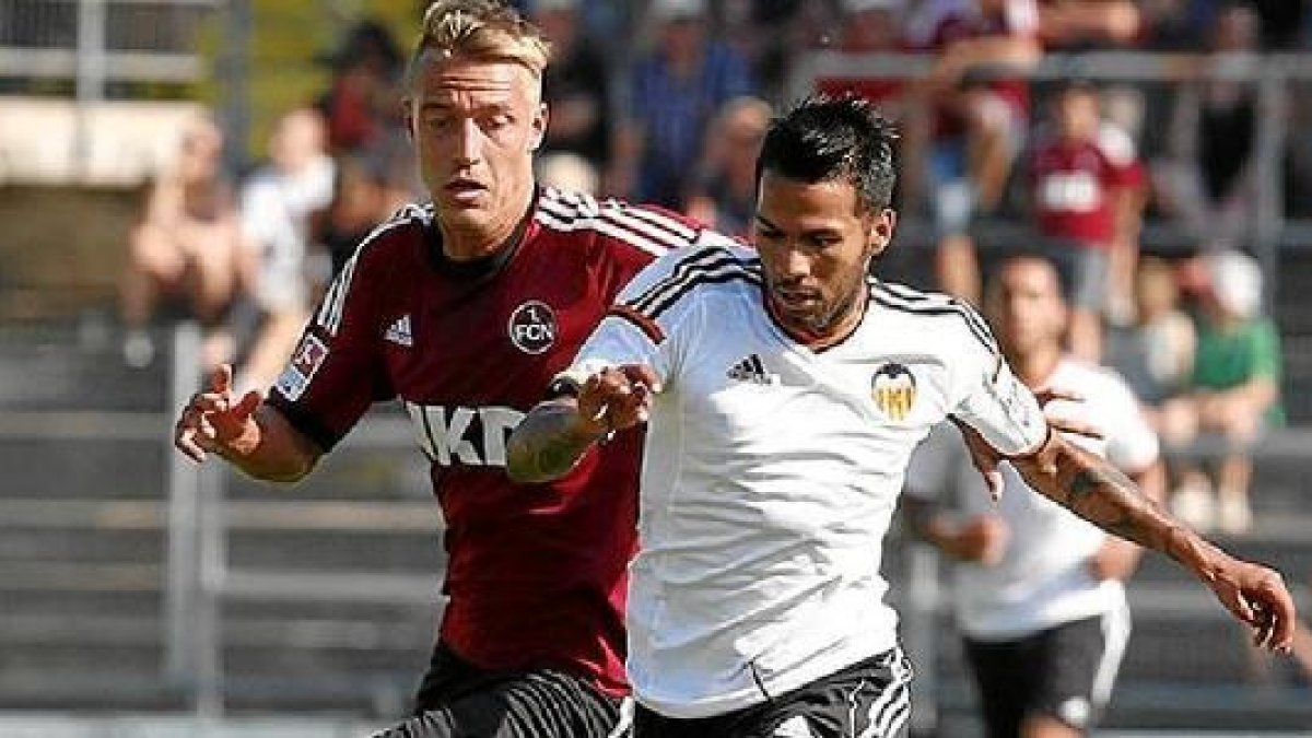 El Valencia se despistó y lo pagó muy caro.x,au