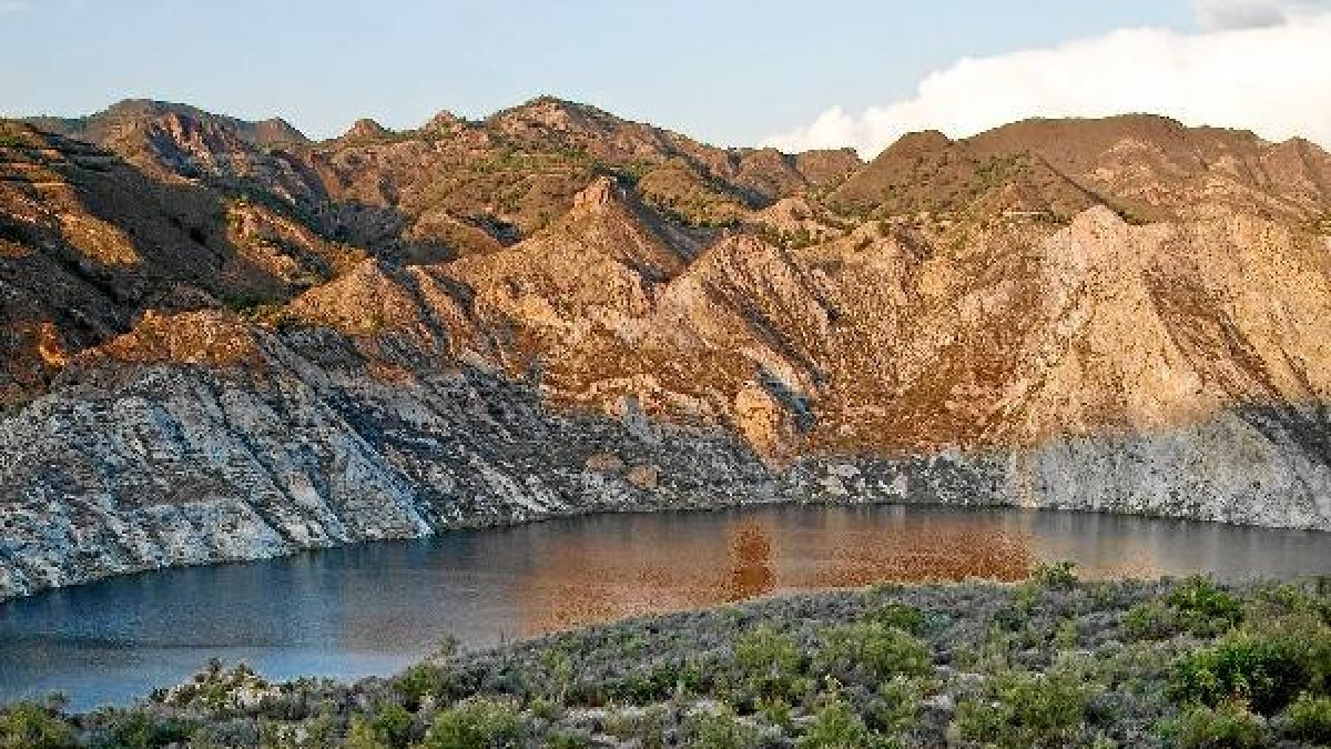 Pantano del Almanzorao,469px);}</styl