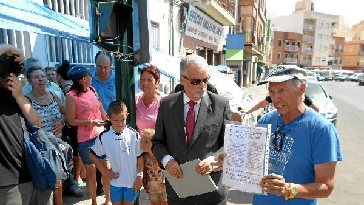 Visita del Defensor del Pueblo Andaluzx,auto,au