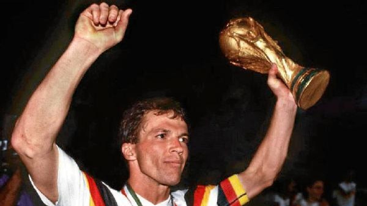 En el año 2000 Alemania derrotaba a Argentina por 1 a 0.e;clip: