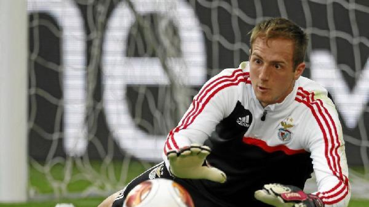 Este lunes se hará oficial el traspaso del meta.e;clip:rect(469