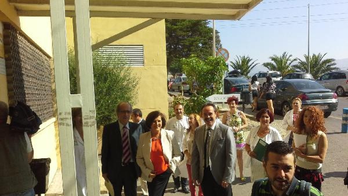 La consejera de Salud, María José Sánchez Rubio, y el delegado territorial Alfredo Valdivia.