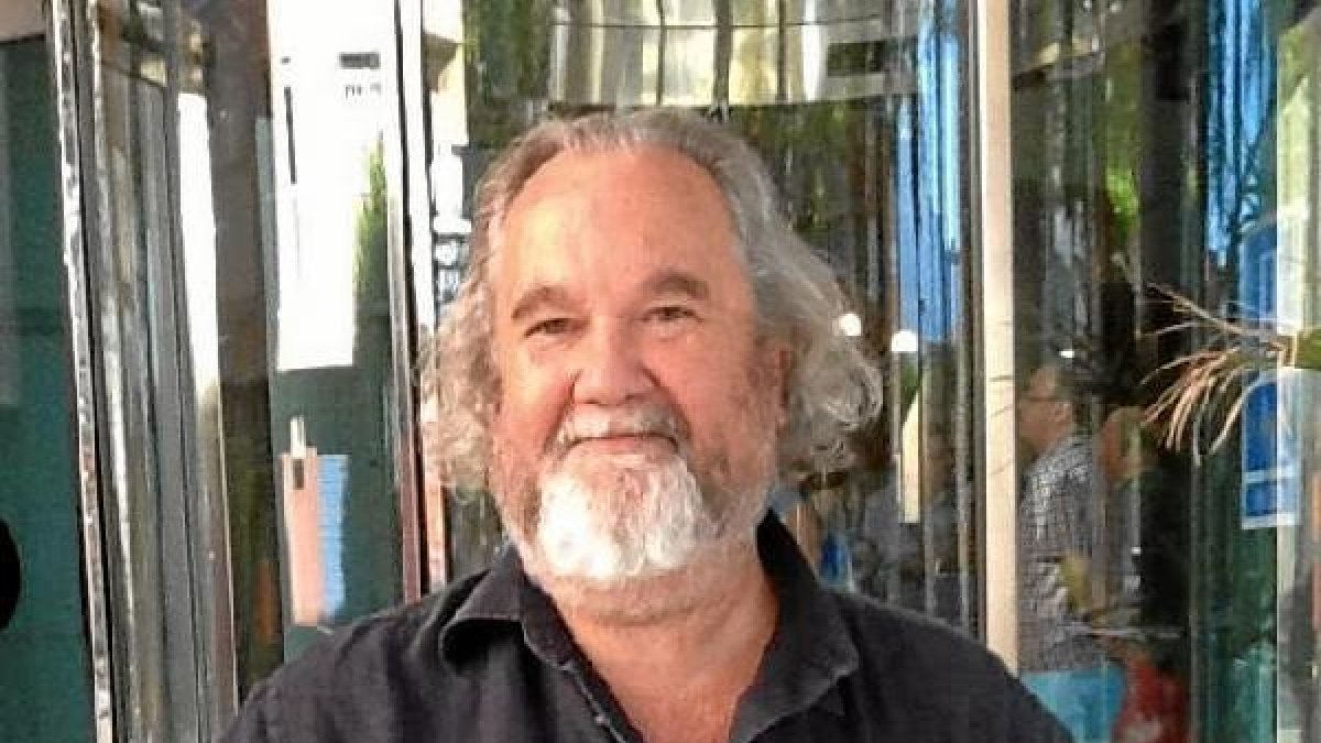 Manolo Monreal presenta hoy su libro en el Castillo de Guardias Viejas de El Ejido.tyle>.a