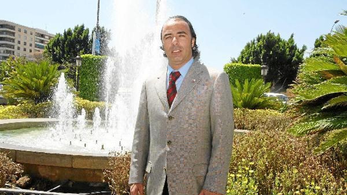 Quique Pina no quiere cemento en Los Cármenes.x