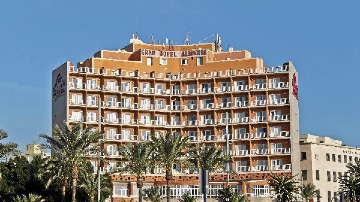 El Gran Hotel fue adquirido por la compañía Predios del Sureste de Miguel Rifá. tyle>.apqj