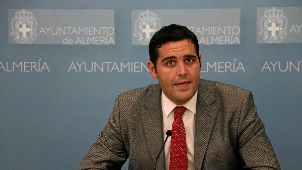 Juanjo Alonso y el Ayuntamiento cumplieron su parte y le toca al Almería actuar.tyle>.apqj