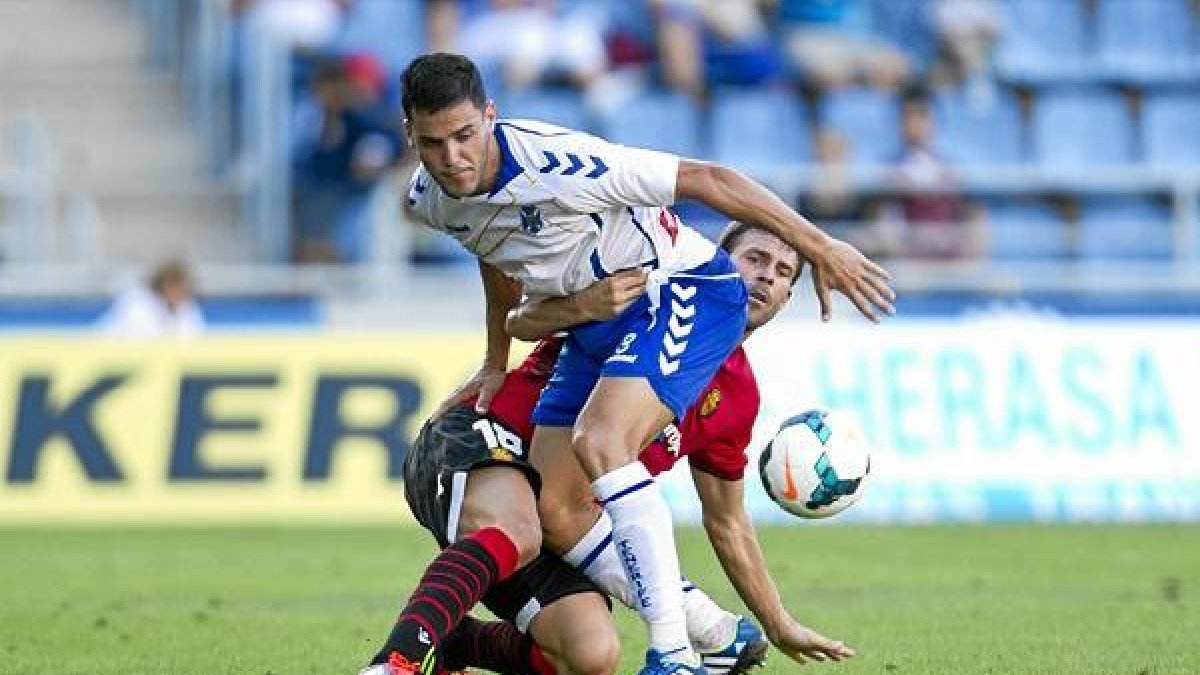 Bruno González podría venir al Almería.x,auto,a