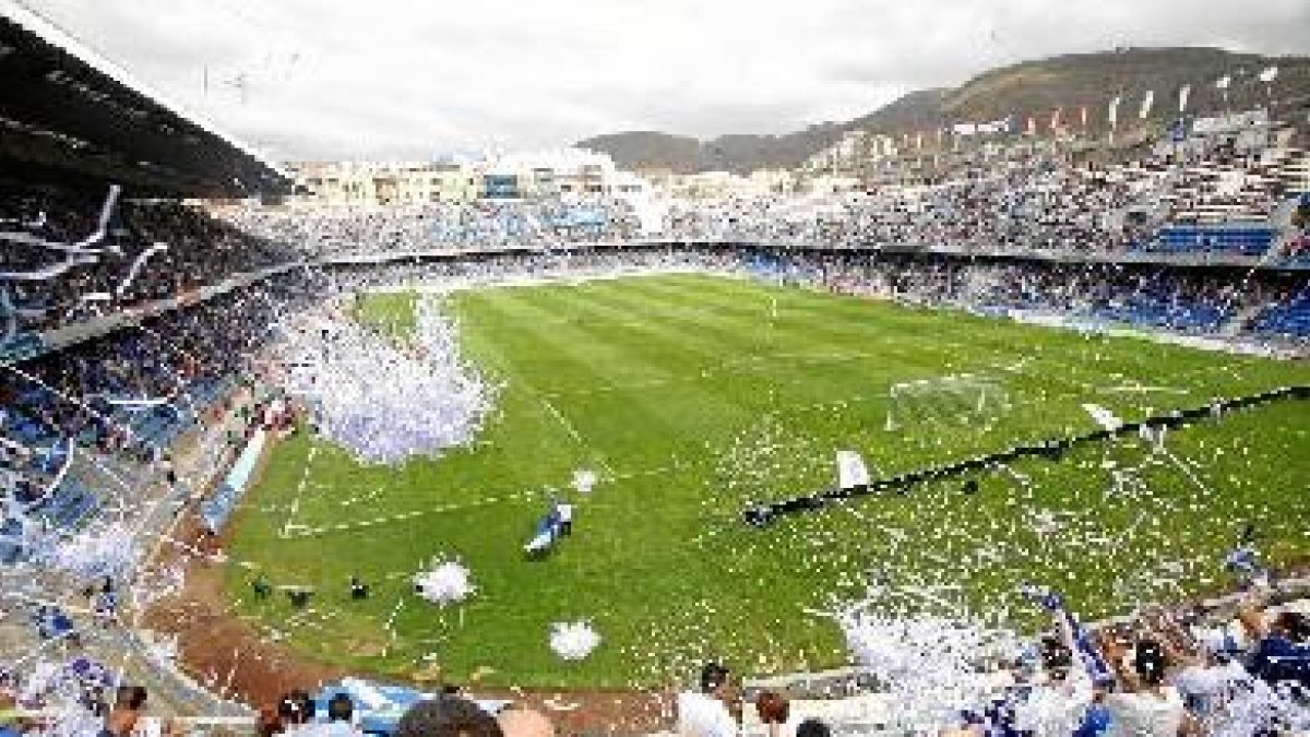 El Tenerife sigue siendo a día de hoy presidido por Concepción.