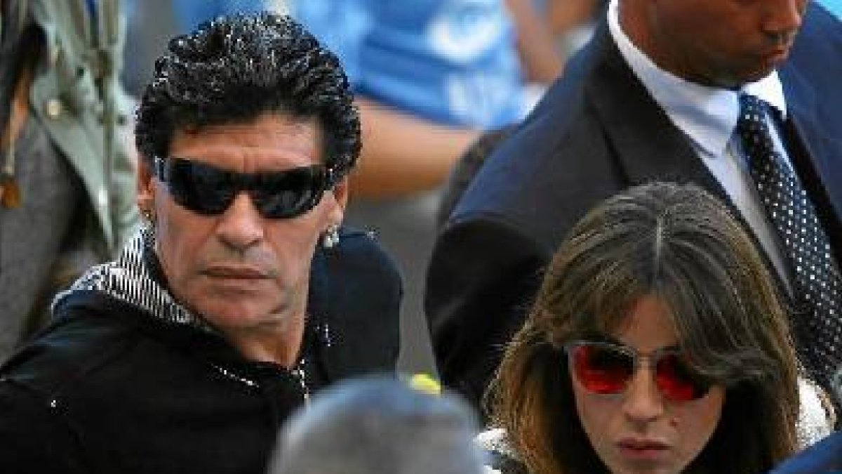 Maradona siempre deja titulares.o,469