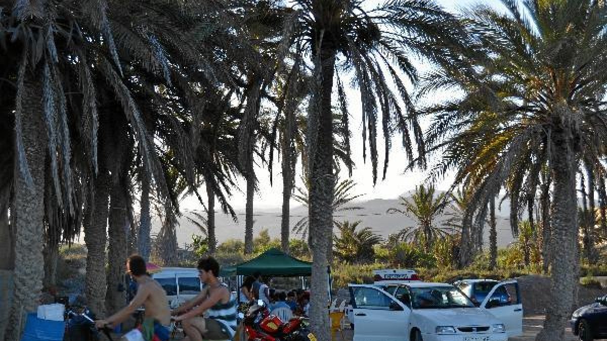 Image de una reunión familiaro,469px)