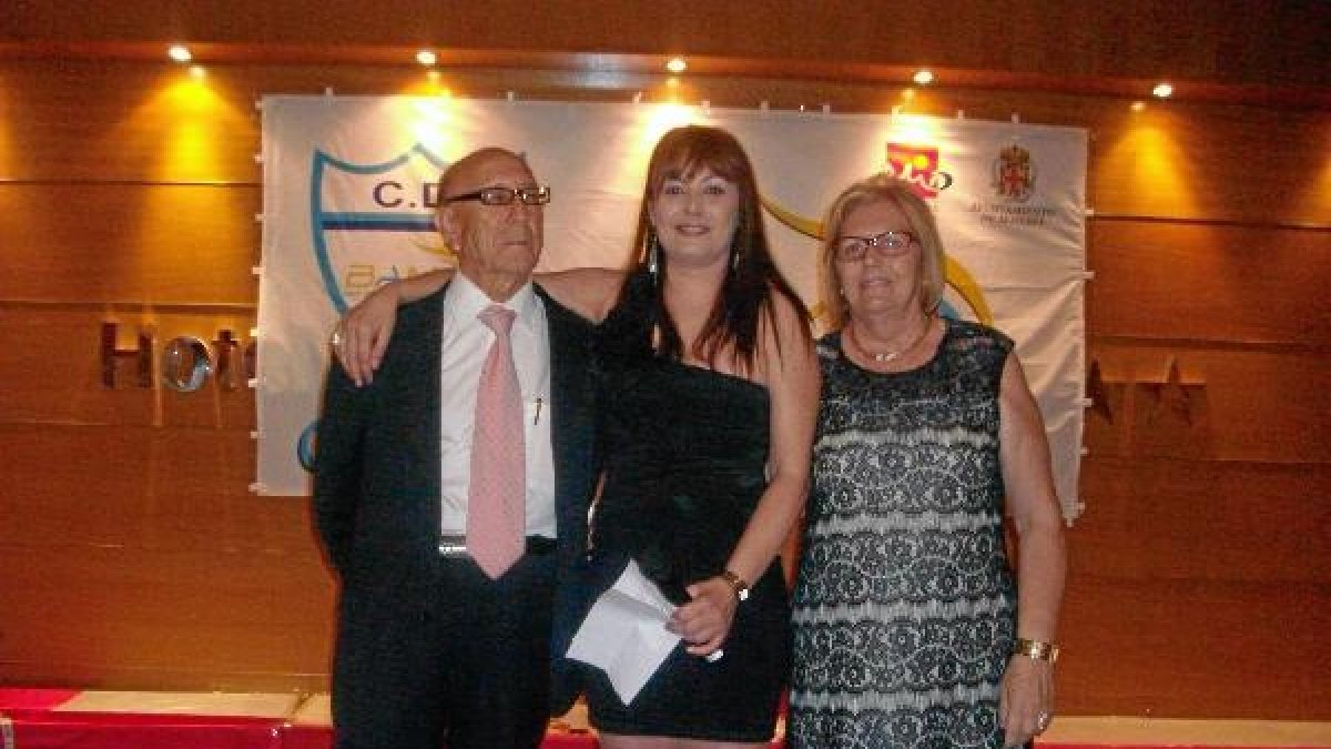 La hija mayor de Juan Magaña emocionó a los asistentes.e;clip:r