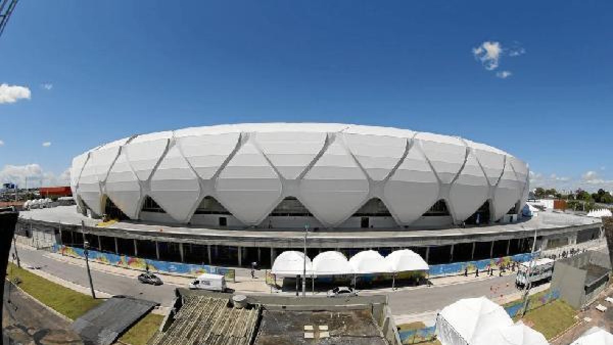 Estadio Arena Amanozia.o,469px);}