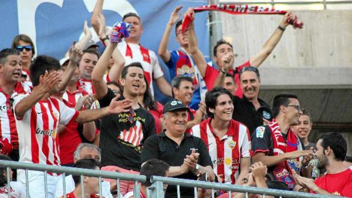 Alfonso quiere más de 11.000 abonados.x,auto,au