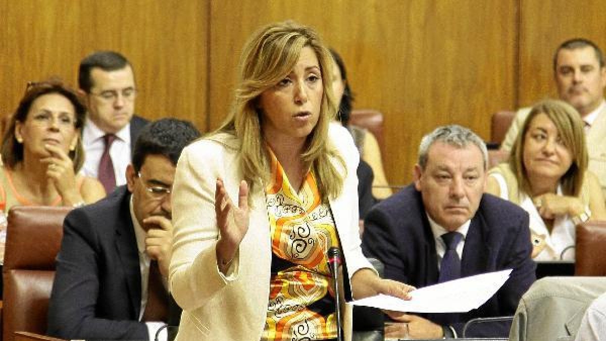 Susana Díaz en el Parlamento de Andalucíax,auto