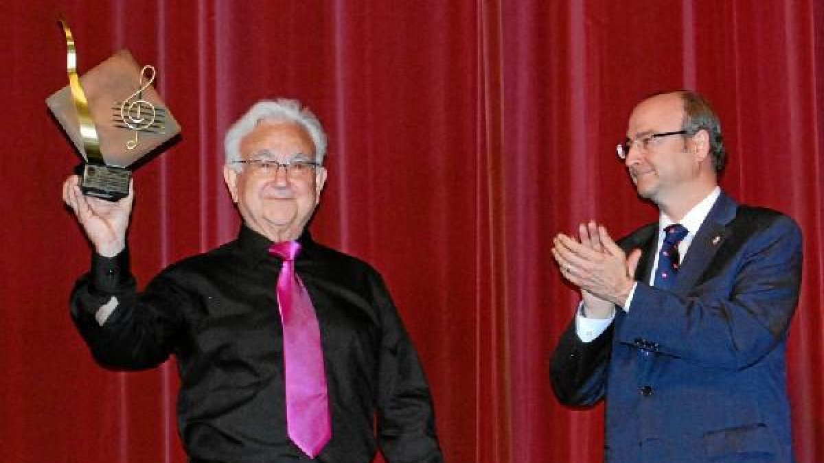 El alcalde presidió los actos de ayer