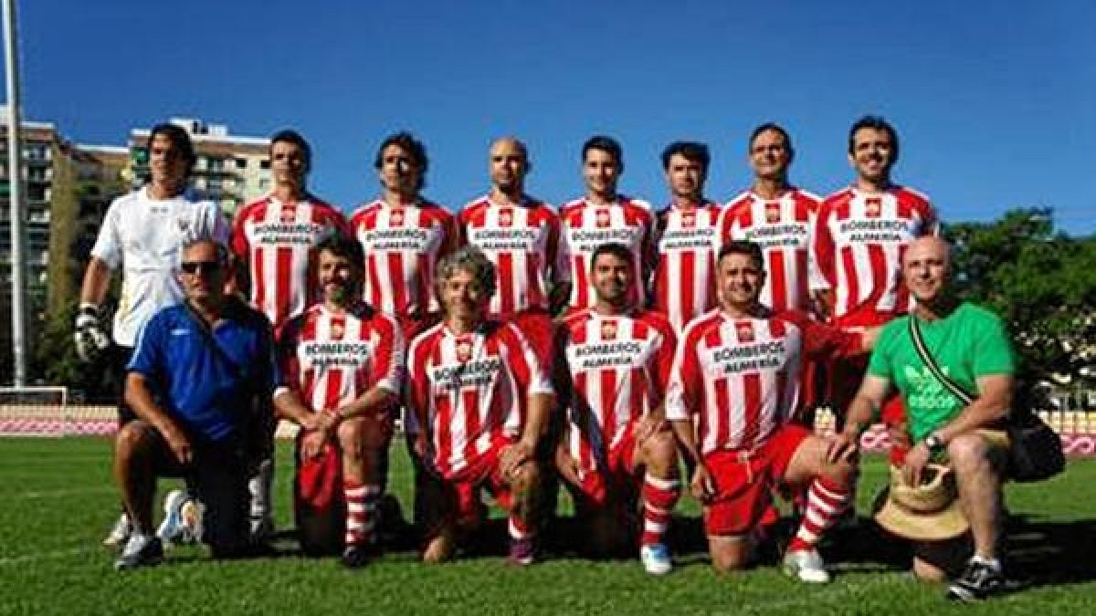 Equipo de fútbol 7 de los bomberos de Almeríax,