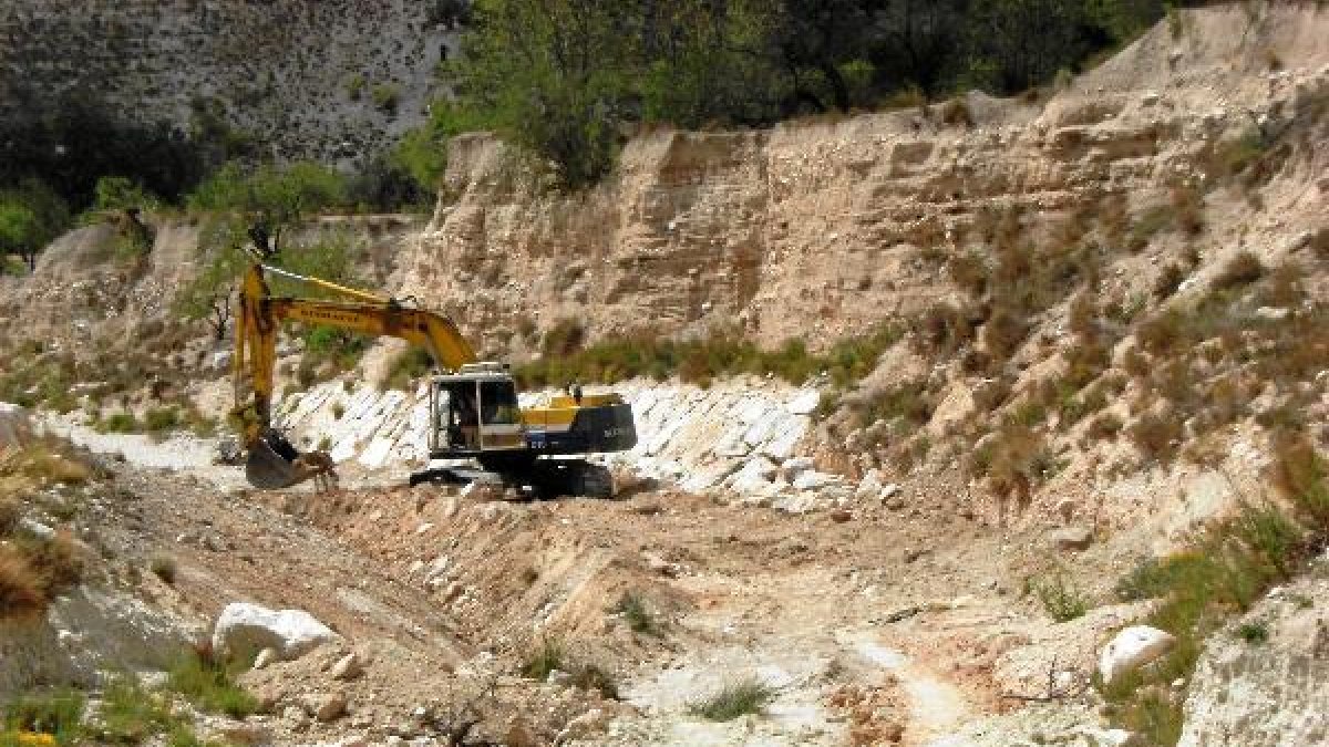 Las máquinas ya están trabajando en la zona.x,a