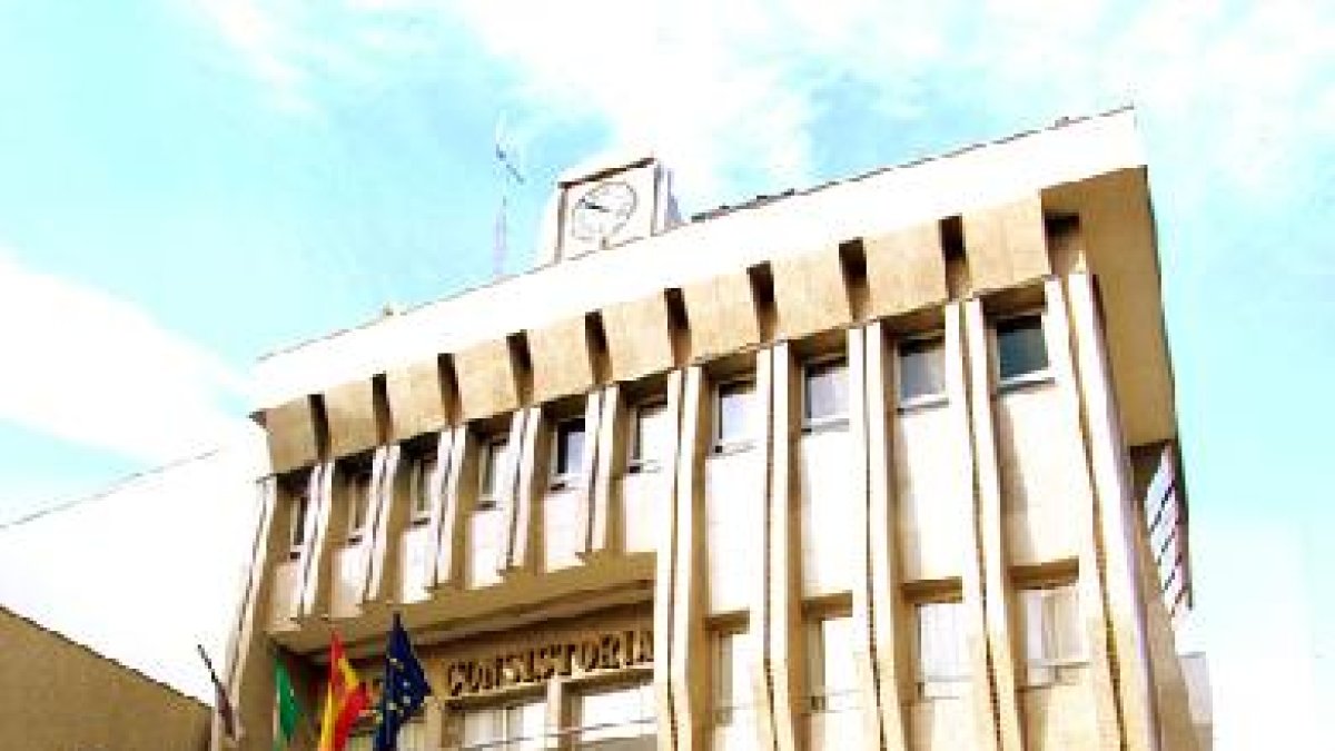 Fachada de la casa consistorial.o,469