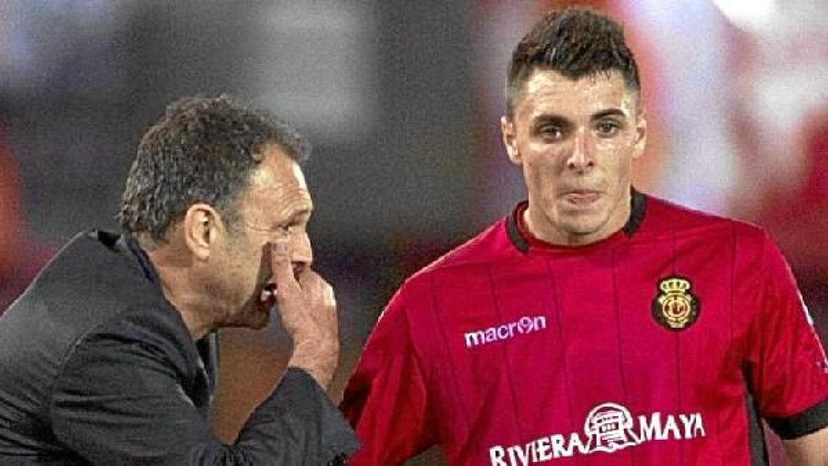 Ximo Navarro con Caparrós en el Mallorca.x,auto