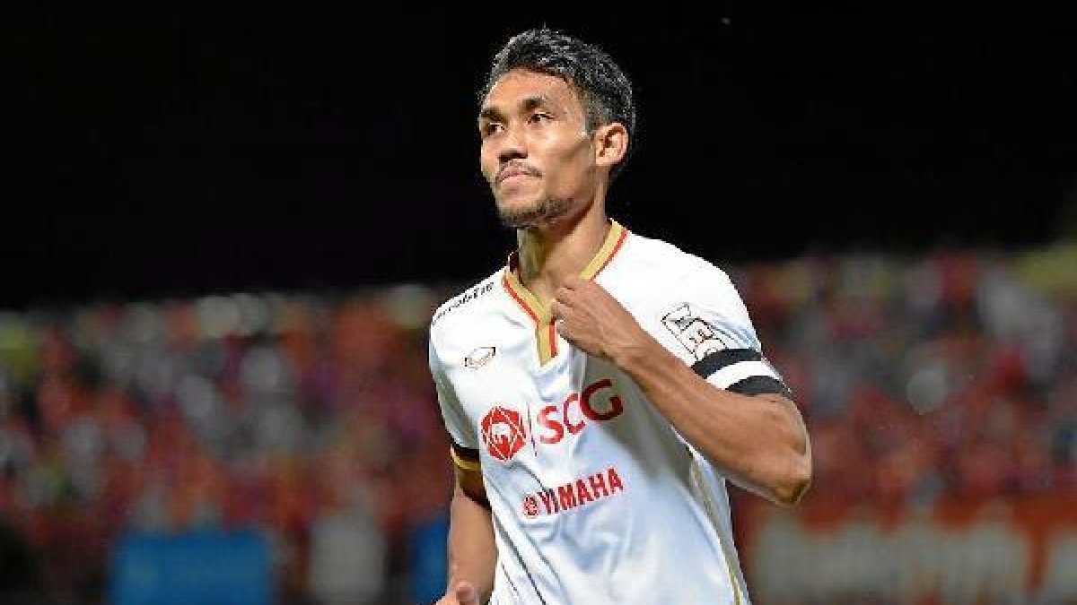 El jugador de Tailandia será la gran atracción este verano en el Almería.tyle>.apqj{positi