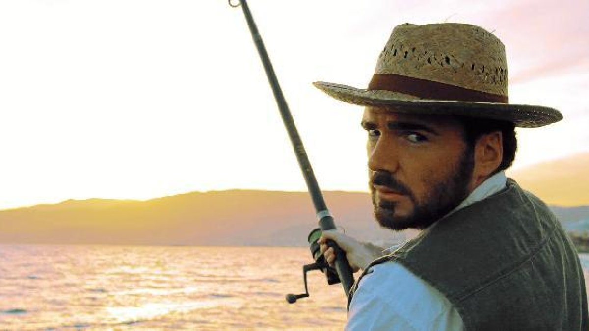 Julio Béjar ejerce de narrador de este montaje basado en una obra de Hemingway (Foto: Daniel Ortega)