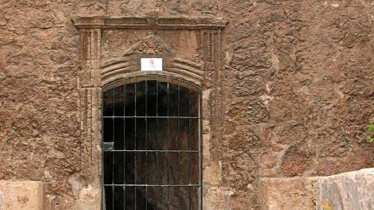 Fuente de Alcaudique, en Berja.o,469p