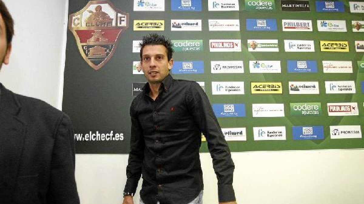 Mantecón se marcha con el deber cumplido en la entidad franjiverde.tyle>.apqj{position:abs