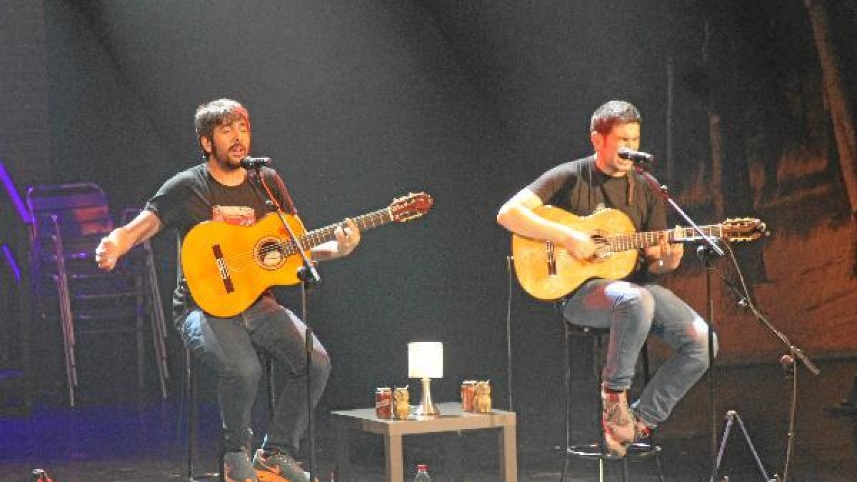 Estopa durante su concierto en Almería.x,auto,a