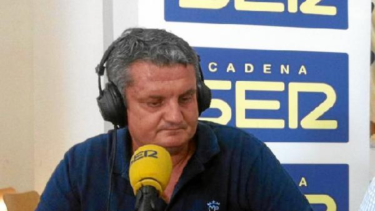 Juan de la Cruz pone todo para el mejor deporte.e;clip:rect(469
