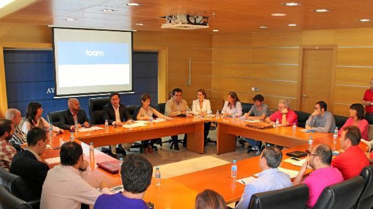 La tercera reunión se celebró en el municipio de El Ejido. e;cl