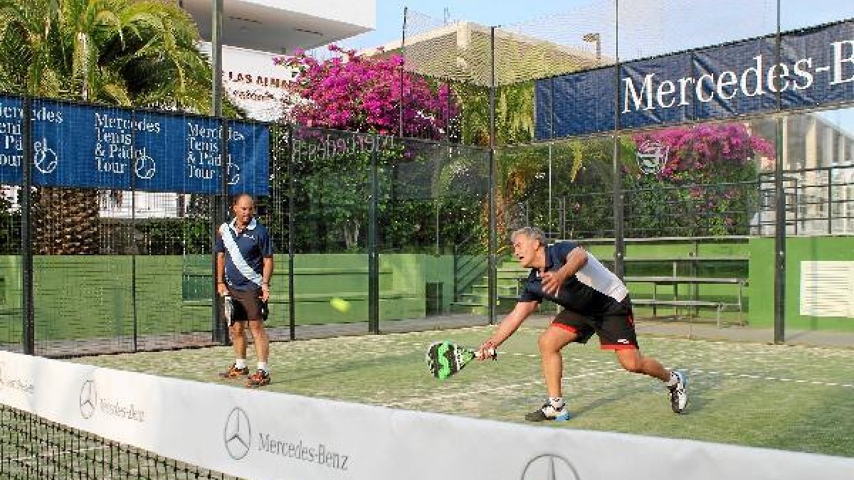 Gran nivel de padel.o,469px);}