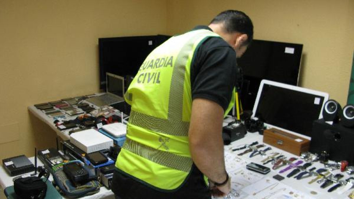 Algunos equipos informáticos todavía están por identificar y esclarecer su robo.tyle>.apqj