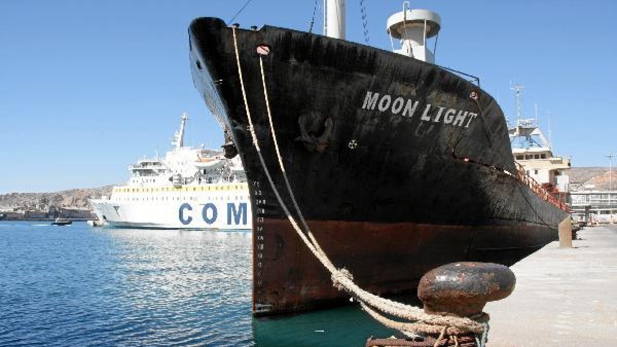 Buque decomisado en el Puerto de Almería.x,auto