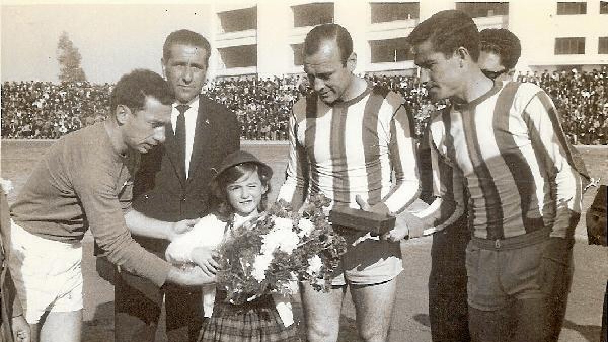 Inolvidables Paco Léón y Pedro Iribarne el día del homenaje al mañico frente al Melilla.ty