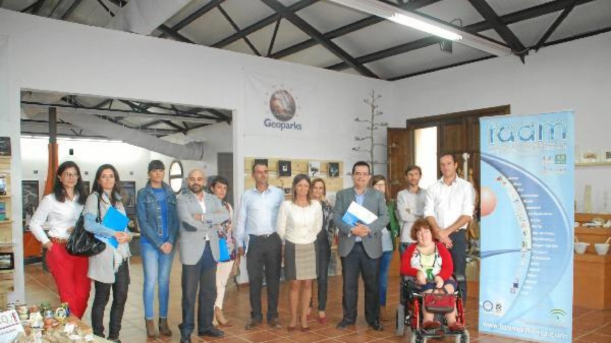 En Rodalquilar  se celebró la primera reunión de la Red de Pueblos de Turismo Inclusivo. t