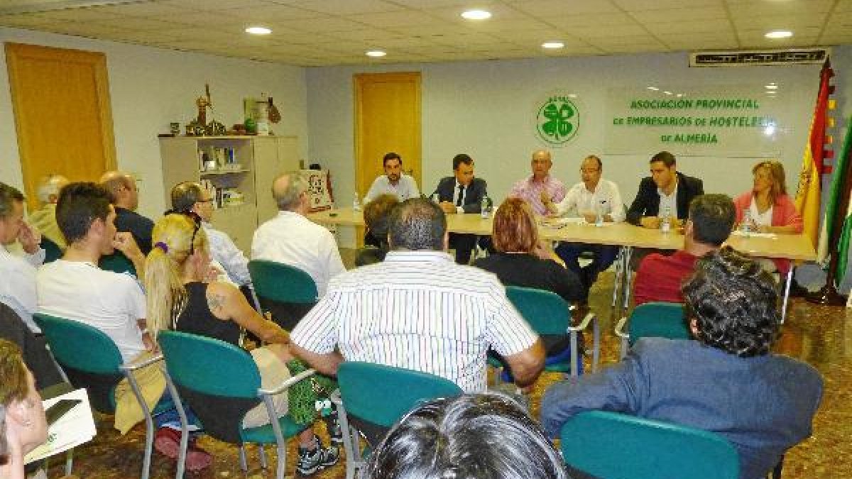 Reunión de ayer con Ashalo,469px);}</